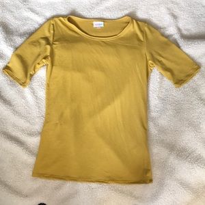 LuLaRoe Gigi top